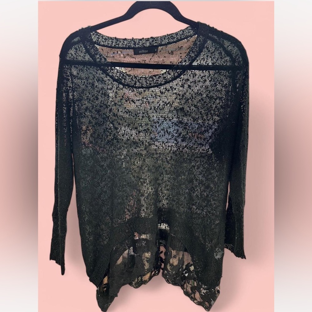 Millau LF Lace trim long sleeve knit top